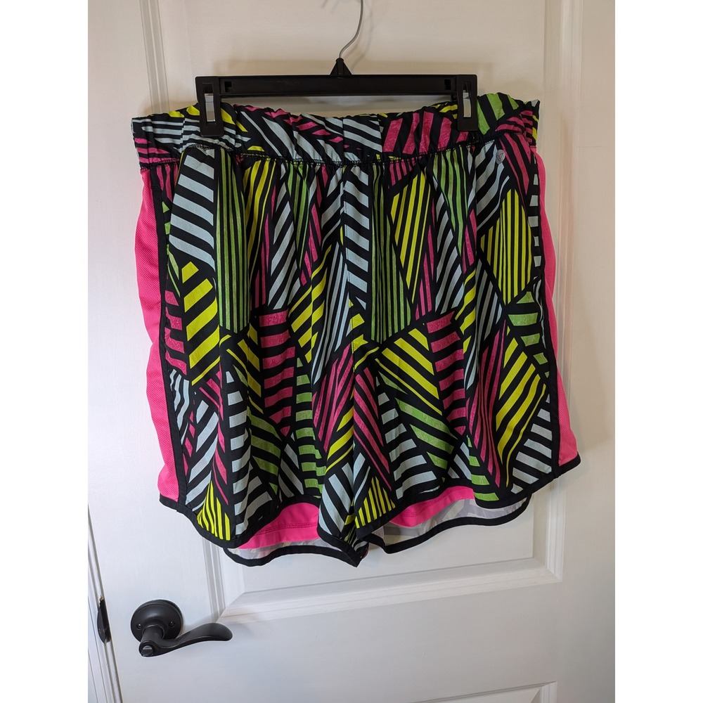 Livi Active Women Plus Size 22/24 Geometric Neon Prism Mesh Running Shorts